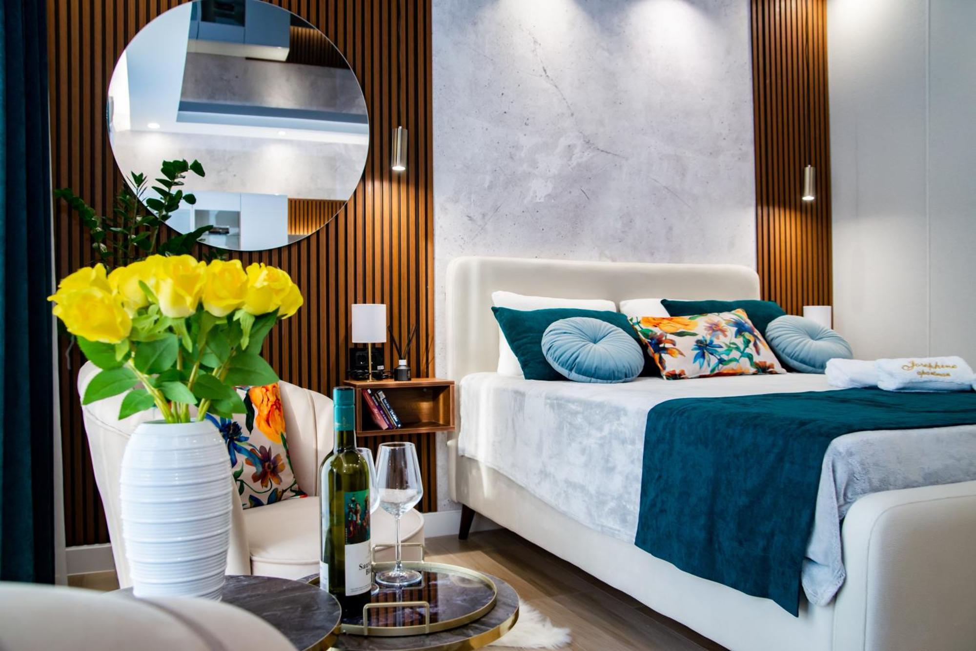 Josephine Apartment 수보티차 외부 사진